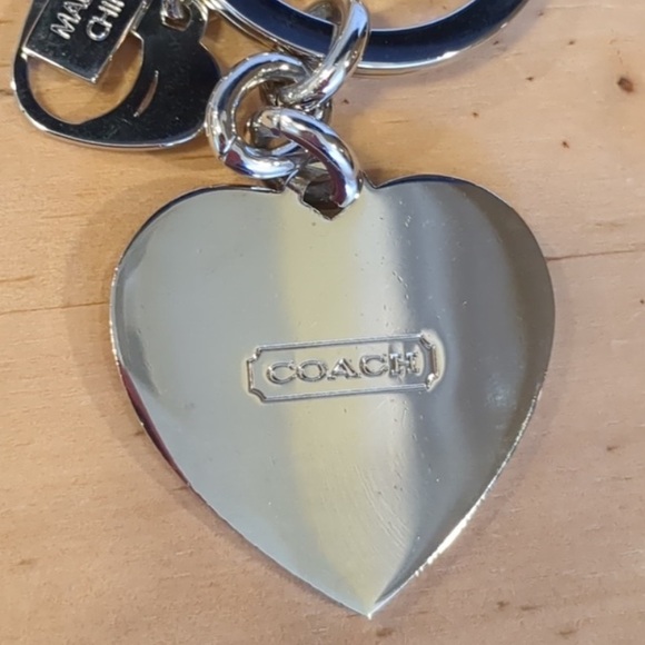 Coach Poppy Multi Graffiti Enamel Paved Crystal Heart Key Ring Fob Keychain - Picture 6 of 6